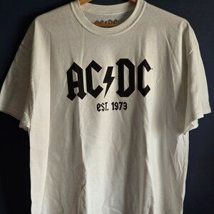 AC/DC T-shirt Size XL